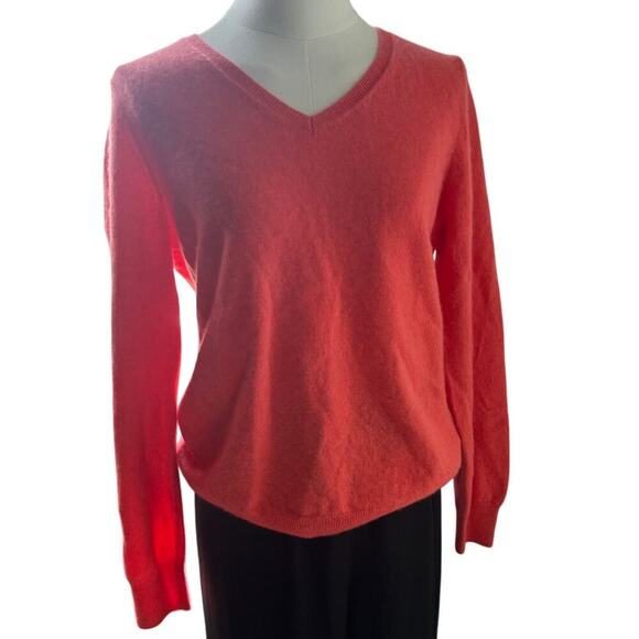 Talbots 100% Cashmere Coral V Neck Sweater Pullover Women's S M Soft Luxury - Picture 7 of 12